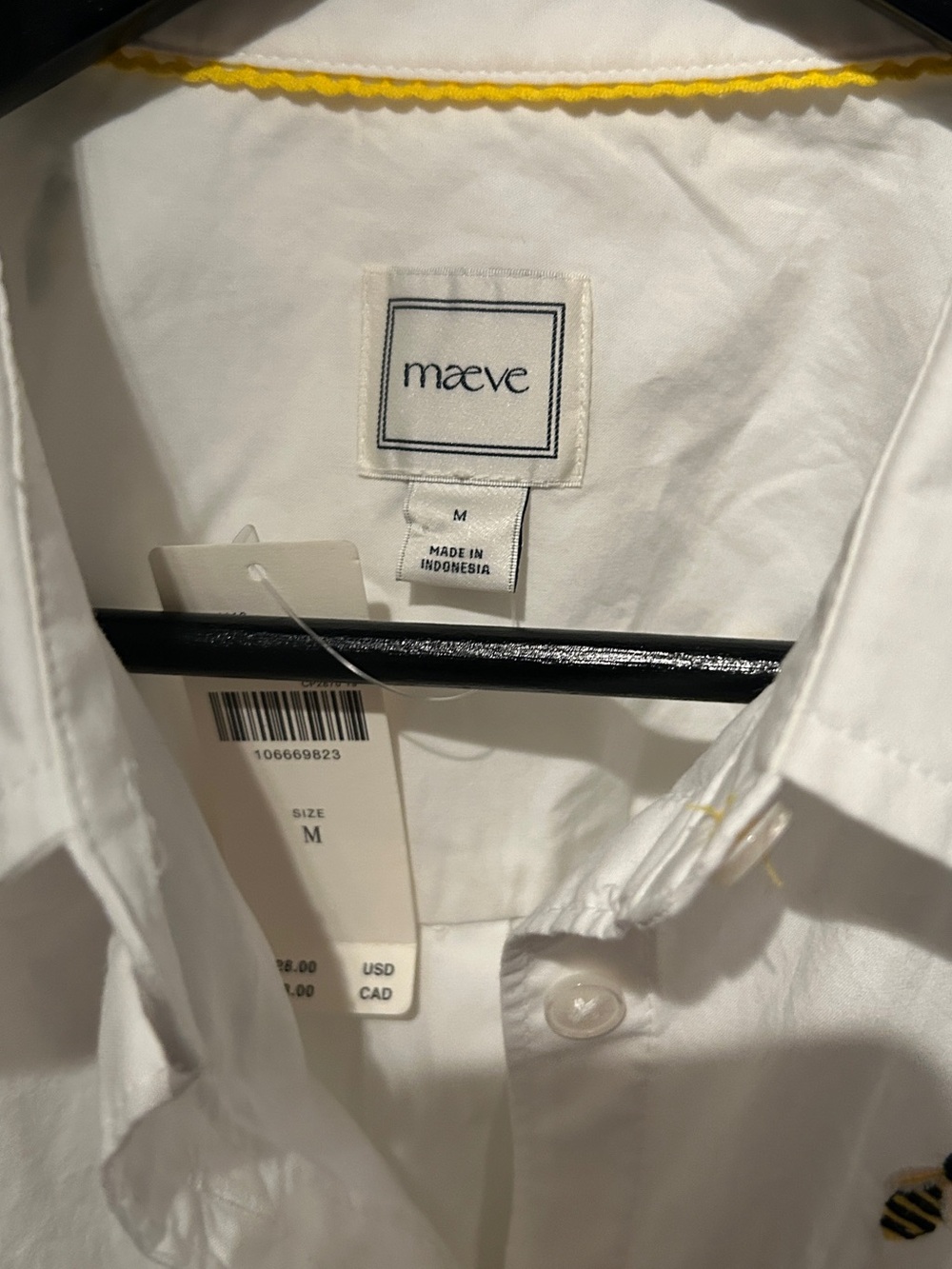 Maeve White Button-Down Shirt with Bee Embroidery - Picture 5 of 9